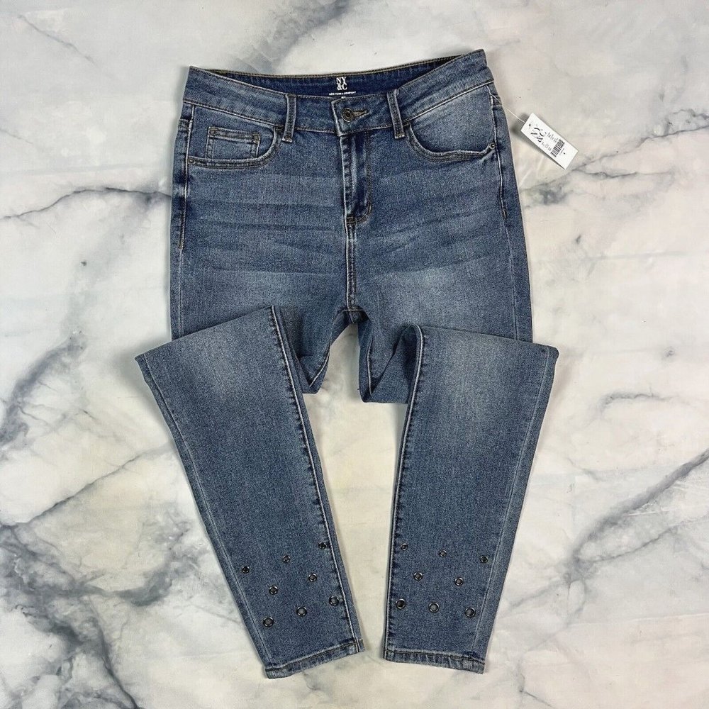New York & Company Skinny Jeans Size 4 Stretch Denim Grommet Studded Rivet